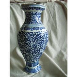 chinese blue and white porcelain vase #1418334