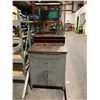 Image 1 : 36" x 30" x 84" Work Station