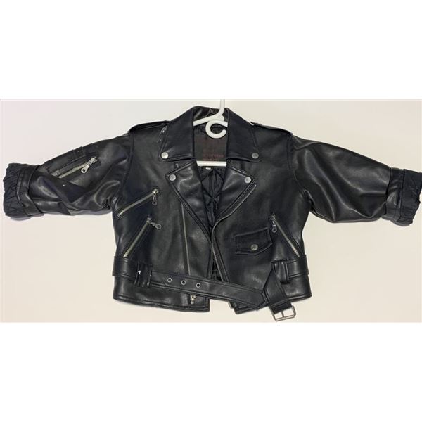 Mary Poppins Returns (2018) - Topsys (Meryl Streep) Turning Turtle Home (Right Way Up)