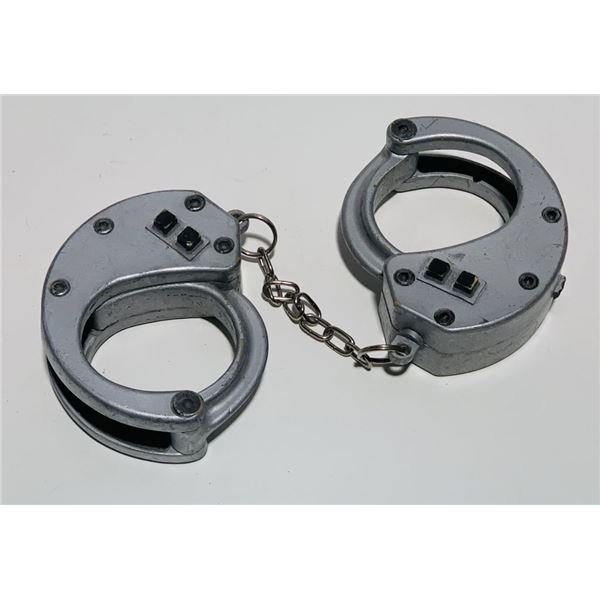 World War Z (2013) - Collection of Props (Israel Passport, ID card and Zombie Finger)