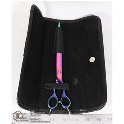 NEW PROFESSIONAL SCISSORS