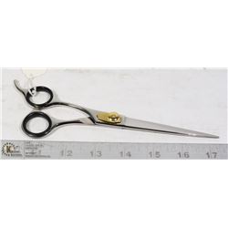 NEW PROFESSIONAL SCISSORS