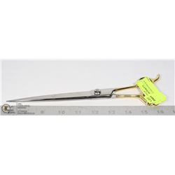 UNCLAIMED PROFESSIONAL SHEARS