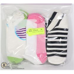 UNCLAIMED BAG OF ANKLE SOCKS