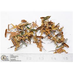 28 LEAD HAND PAINTED TOY SOLDIERS WW1