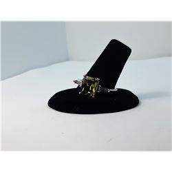 17)   SQUARE CUT PERIDOT GREEN CZ COLORED