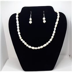 8)  STRING OF 17"  NATURAL WHITE FRESH