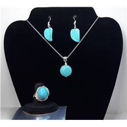 21)  SUITE OF SILVER TONE AND NATURAL