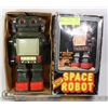 Image 1 : VINTAGE SPACE ROBOT TOY IN BOX
