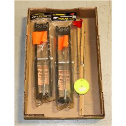 ICE FISHING LOT INCLUDING TIP-UPS