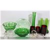 Image 1 : GREEN GLASS COLLECTABLES VINTAGE, 5 VASES,