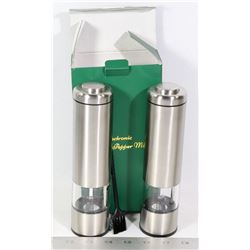 ELECTRONIC SALT OR PEPPER MILL