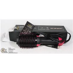 ONE STEP HAIR DRYER AND STYLER