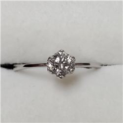 PLATINUM DIAMOND SOLITAIRE RING.SIZE 6.5