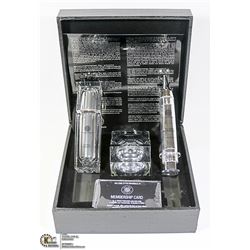 FOREVER FLAWLESS DIAMOND INFUSED AGE DEFYING