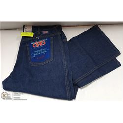 NEW PAIR OF GWG JEANS, STRAIGHT LEG, SIZE 34 X 32