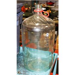 GLASS CARBOY