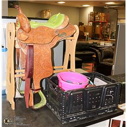 HORSE SADDLE W/ STAND & TOTE OF ACCESSORIES