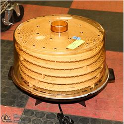 FRUIT AND VEGETABLE DEHYDRATOR