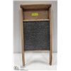 Image 1 : WASHBOARD GENERAL STEEL WARES