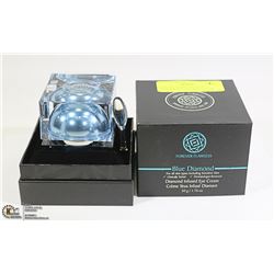 FOREVER FLAWLESS BLUE DIAMOND INFUSED EYE CREAM