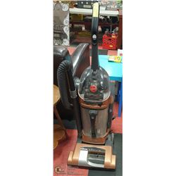 HOOVER WINDTUNNEL UPRIGHT VACUUM CLEANER