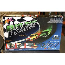 20 FT. OF TRACK, COMPLETE WITH 2 CARS,