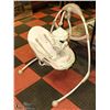 Image 1 : BABY SWING