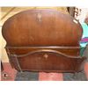 Image 3 : ANTIQUE DOUBLE HEADBOARD & FOOTBOARD, NO RAILS.