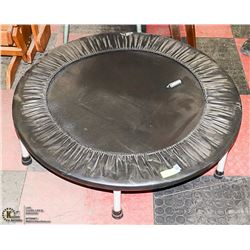 MINI FITNESS EXERCISER TRAMPOLINE