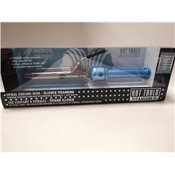 HOT TOOLS  TITANIUM SPIRAL CURLING IRON