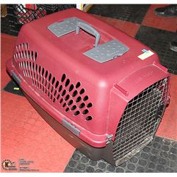 LARGE DOG KENNEL
