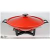 Image 1 : WEST BEND ELECTRIC WOK