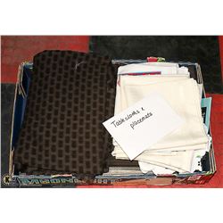 FLAT OF TABLECLOTHS AND PLACEMENTS
