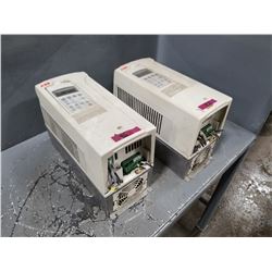 (2) ABB ACS800-U1-0016-5 AC DRIVE *CRACKED HOUSING, SEE PICTURES FOR DETAILS*