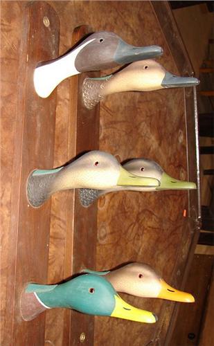 DUCK HEAD GUN RACK