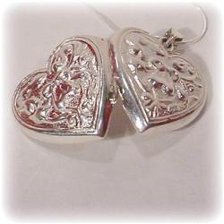 BAROQUE STERLING SILVER ENGRAVED LOCKET NECKLACE