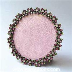 SWAROVSKI CRYSTAL WREATH ROUND FRAME PIN