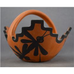ZUNI INDIAN POTTERY KIVA BASKET