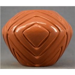 JEMEZ INDIAN POTTERY JAR (PAULINE ROMERO)