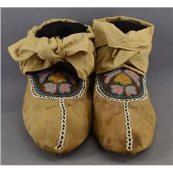 1900'S PRAIRIE INDIAN MOCCASINS