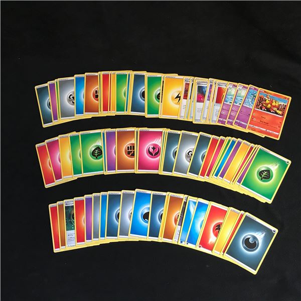 ASSORTED POKEMON TRADING CARDS LOT (ENERGY CARDS...)