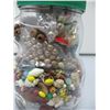 Image 3 : KRAFT BEAR JAR full - BEADS - Some Sorted - Some Not