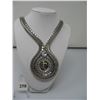 Image 1 : COSTUME JEWELRY - NECKLACE - Wide Double strand - 20 inch