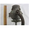 Image 2 : Antique Cast Iron Arcade No. 4 Coffee Grinder no jar