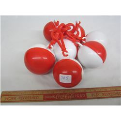 Lot of 7 Pokémon throw balls with action figures inside