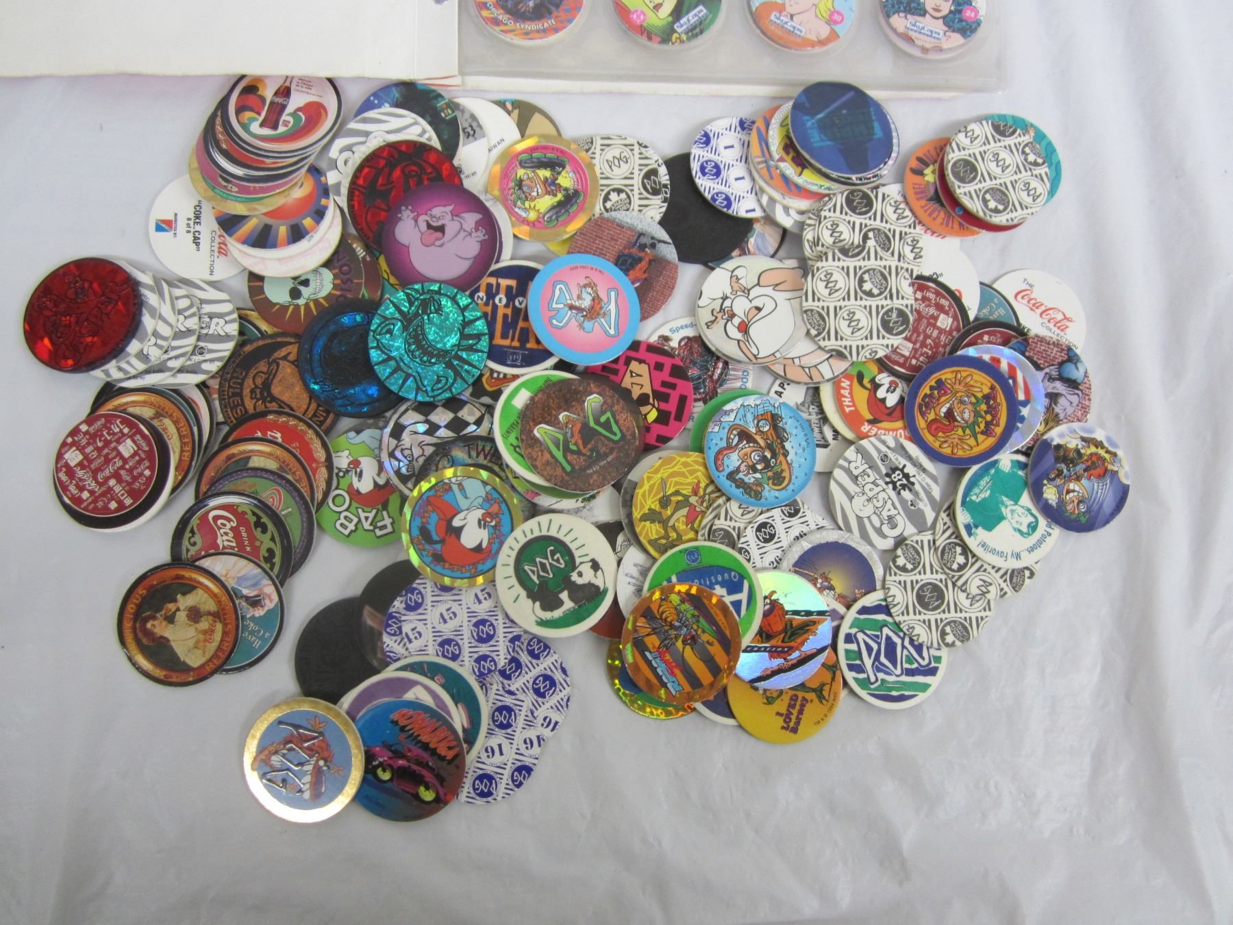 Pogs Pattern Lot of vintage Pogs - Schmalz Auctions