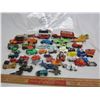 Image 4 : Lot of 30 mixed hot wheels style cars and trucks