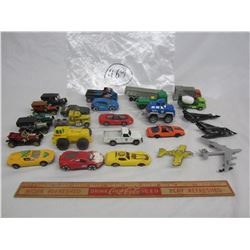 Lot of 25 mixed hot wheels style cars and trucks