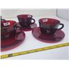 Image 3 : 4 ruby glass cups & saucers (depression glass)
